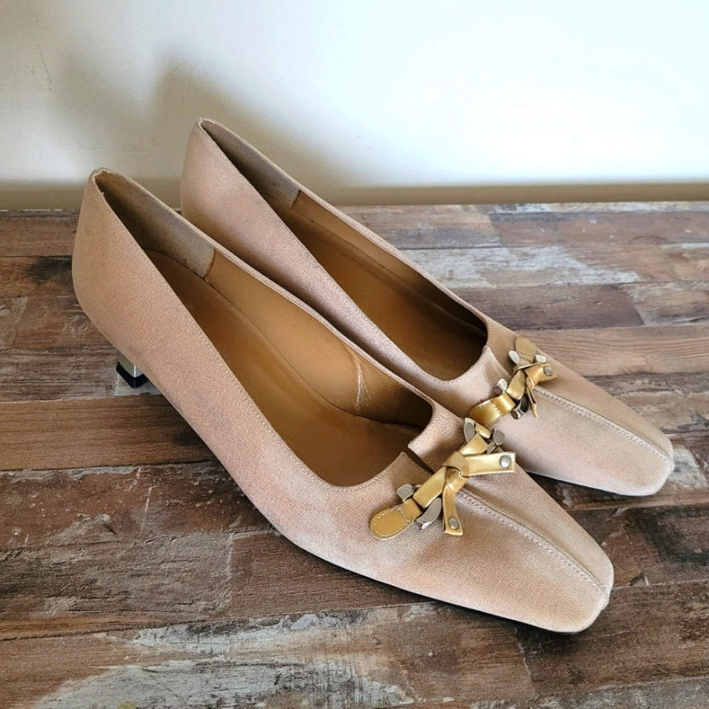 Stuart Weizman Heels/Shoes. Square Toes. - image 1